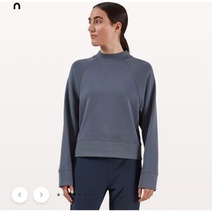 Womens On Running Crew Neck Sweater Pullover Sweatshirt Blue Size L Dark